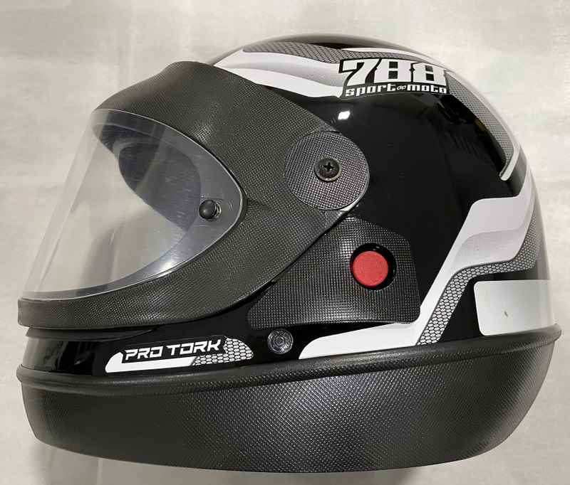 CAPACETE SPORT MOTO SM 788 PTO/BCO 60 AUTOMATICO