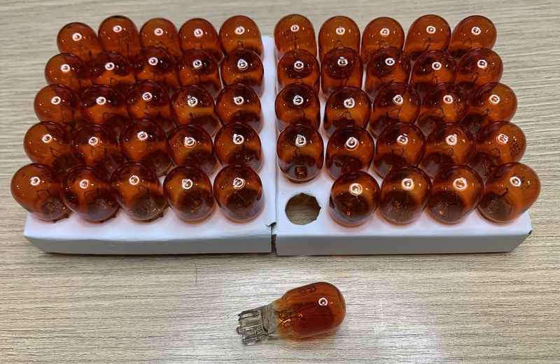 LAMPADA PISCA 12V ESMAGADA GRANDE LARANJA